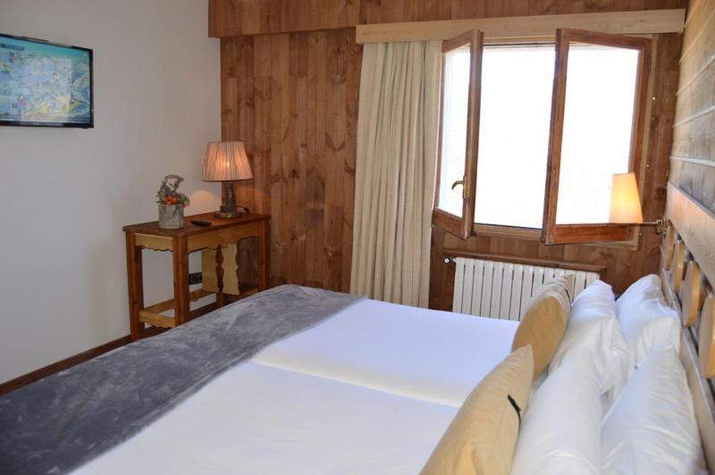 Coma Bella Hotel Sant Julià de Lòria Szoba fotó