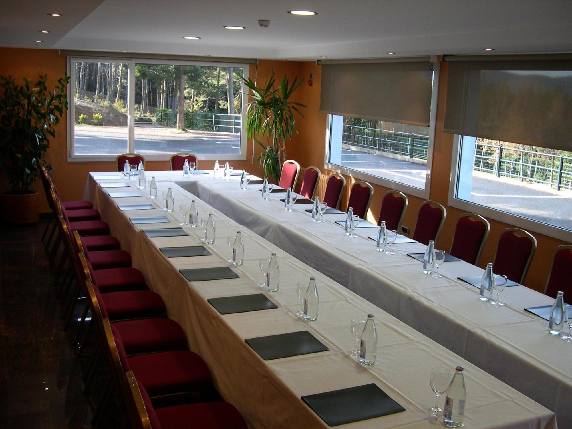 Coma Bella Hotel Sant Julià de Lòria Üzleti fotó